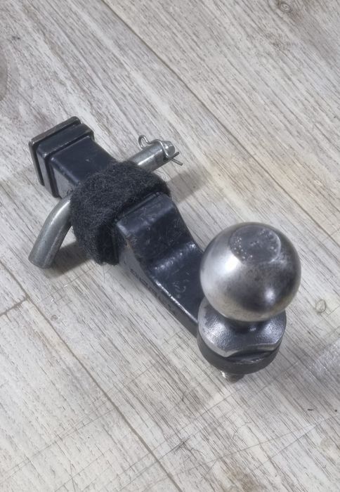 Фаркоп на авто универсальный