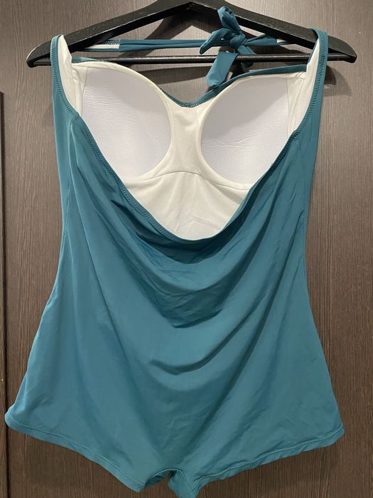 Продам купальники