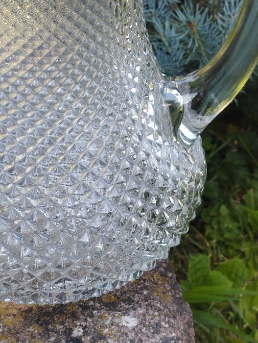 Винтидж кана с калаен капак .