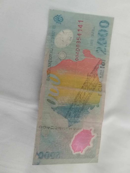 Vând bancnote vechi cu Brâncuși