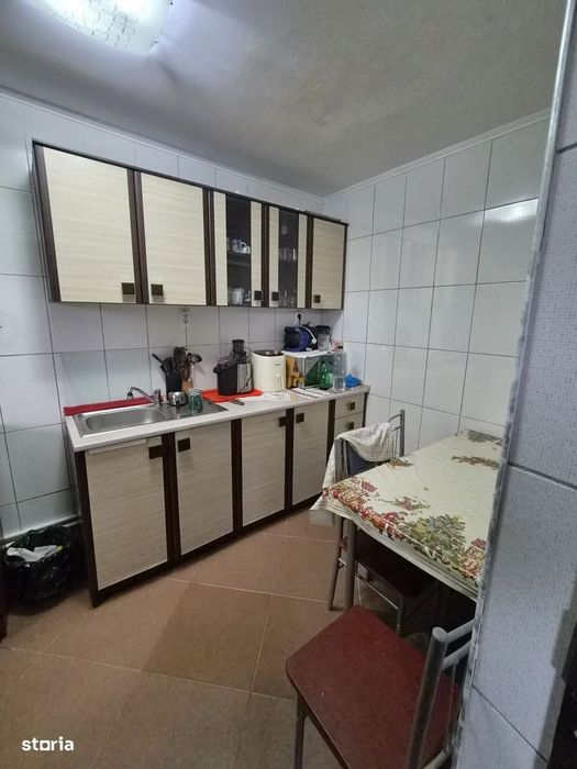 Vila cu 4 camere mobilata in Prajesti Bacau