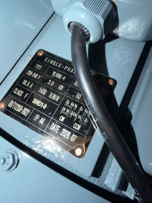 Mașină noi industriale de dezizolat decojit deblancat cabluri cupru aluminium cu capacitate de 1,5-72 mm, putere de 3 kW și alimentare la 220v