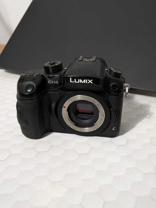 Panasonic Lumix GH4 – stare excelentă