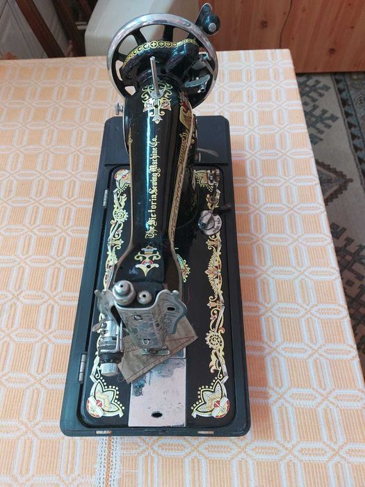 Vand masina de cusut veche