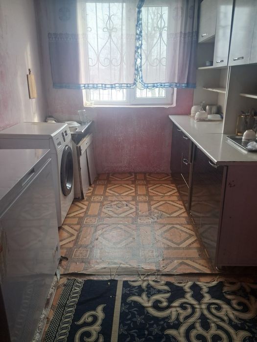 Шұбарсу ауылында үй сатылады.