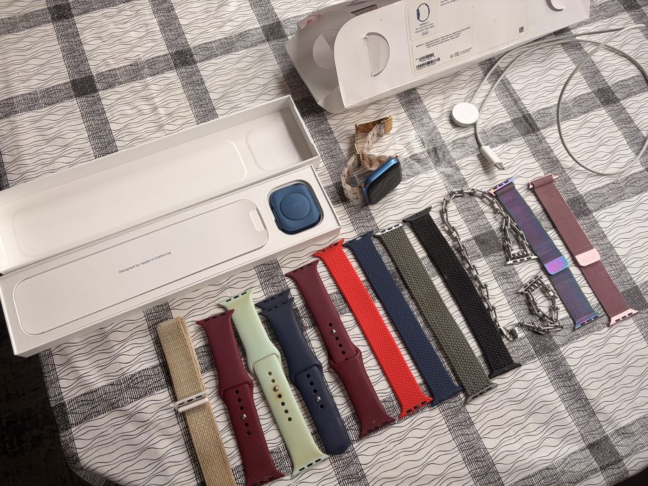 Apple watch series 7 45mm blue + 12 каишки