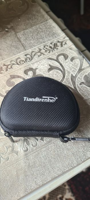 Продам качественные,  мощные наушники