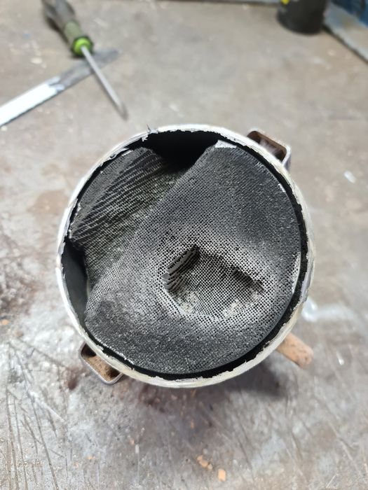 Удаление катализатора, Сварка глушителя