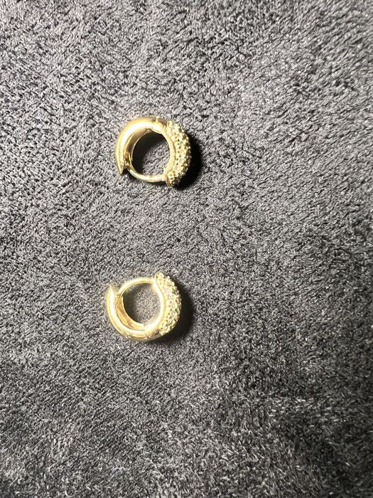 Cercei eleganți aurii