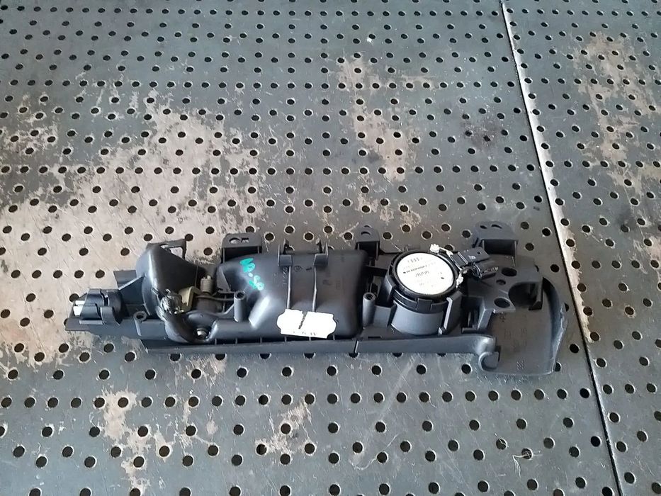 Maner interior boxa tweeter usa dreapta spate audi a3 8p 8h0035399b 8p4839020d