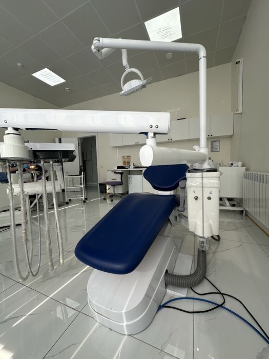 Продам стоматологическое кресло Б/у!