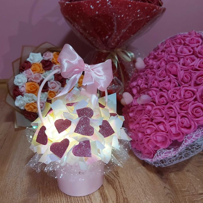 Букет от светещи пеперуди