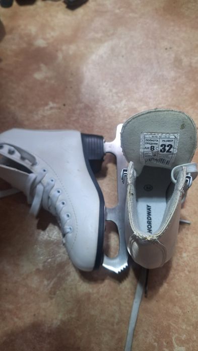 Коньки детские женские