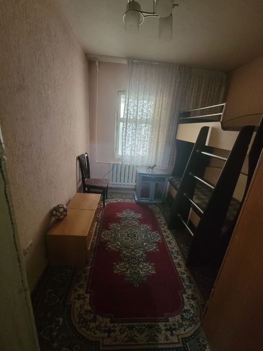 Продаю 3-х комнатную квартиру Сергели 8