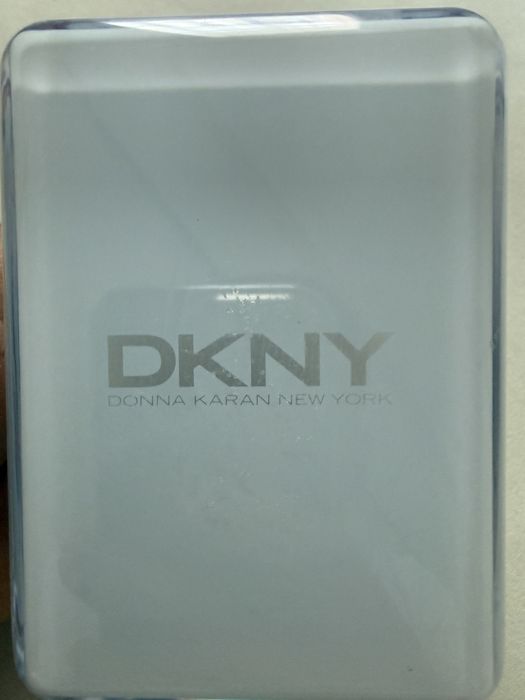 Продаются часы DKNY (оригинал)