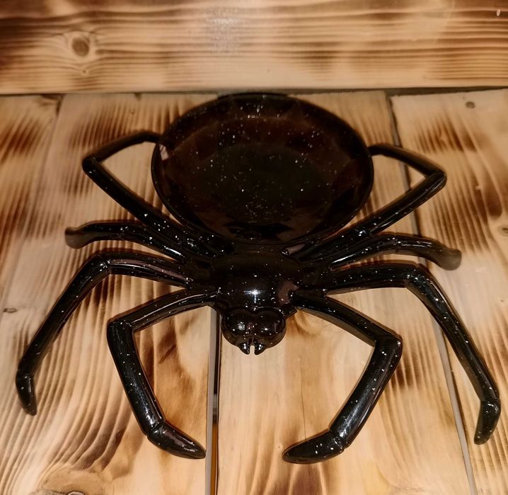 Тарелка "Паук" черная