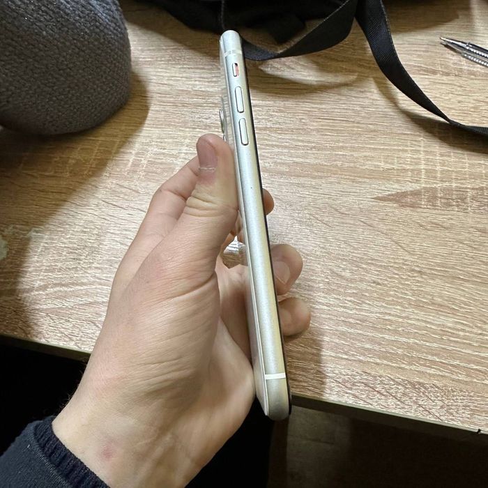 iPhone 11 64/82 ideal