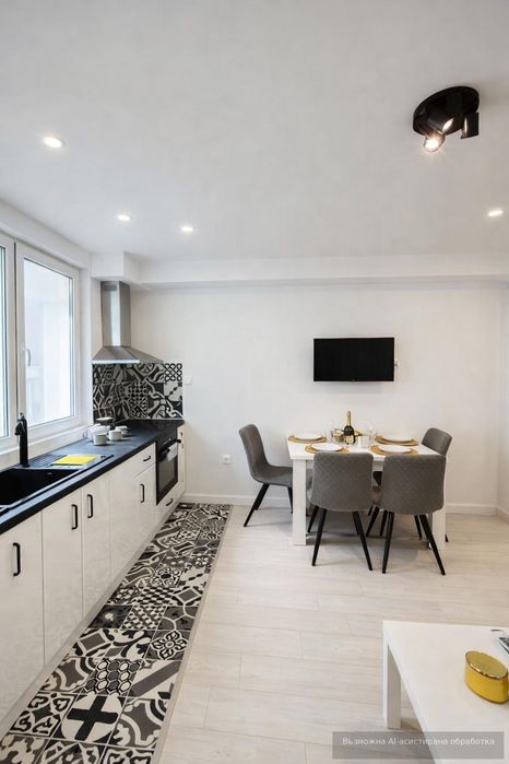 Дава се под наем Тристаен апартамент в Варна, Гръцка махала - 70 кв.м за 750 € - Снимка #1