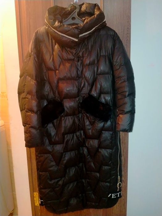 Зимный Куртка сатылады. Мериностан Алдым.узын. жылы