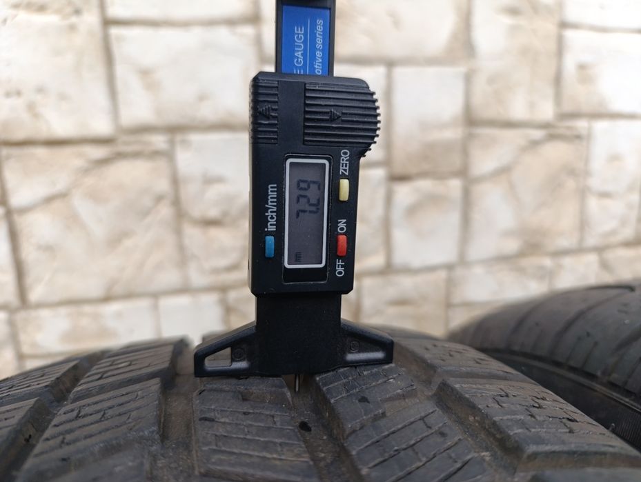 Зимни гуми Pirelli 235/65/17 Scorpion