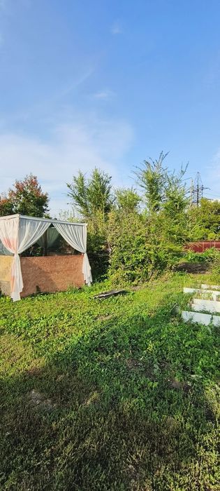 срочно продам зимнюю дачу, выгодное место как для проживания так  и дл