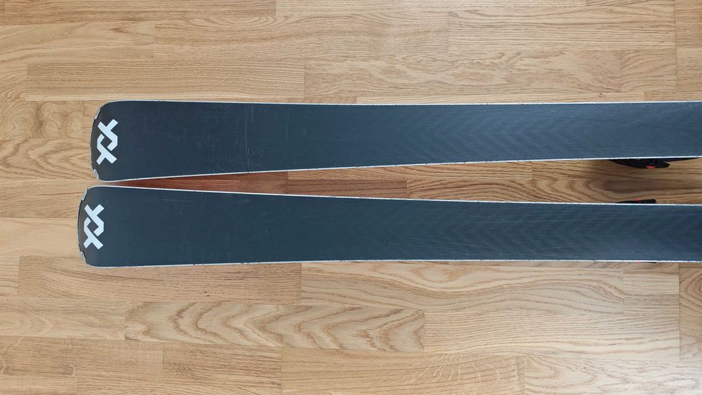 Ski Volkl Racetiger RC Black cu legaturi Marker VMotion 12 GW