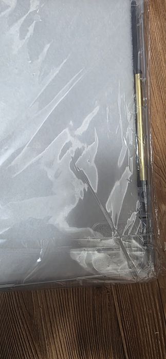 Продам,два чехла новые