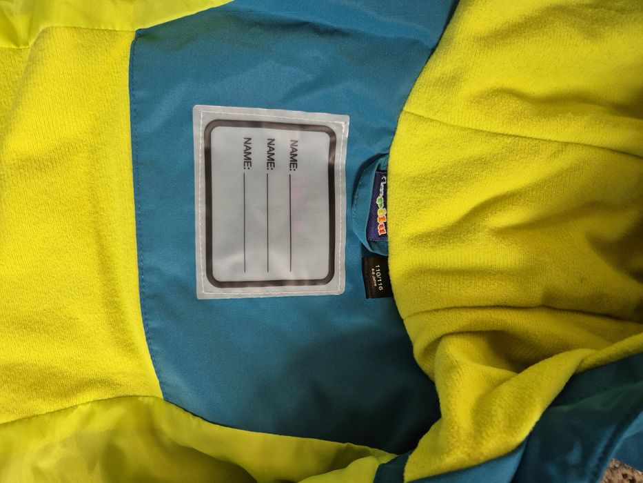 Якенце за ски Момче. Носено броени пъти. Няма скъсано и протрито.