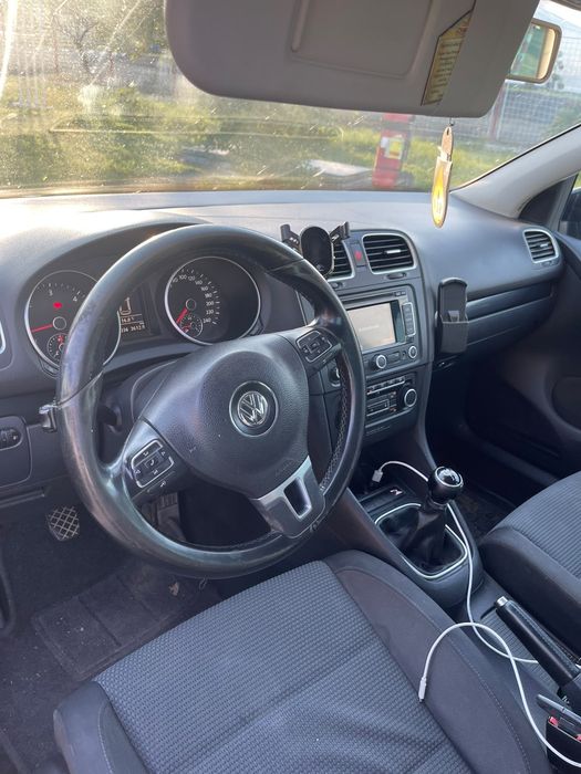 VOLKSWAGEN Golf 2012 — imagine 5