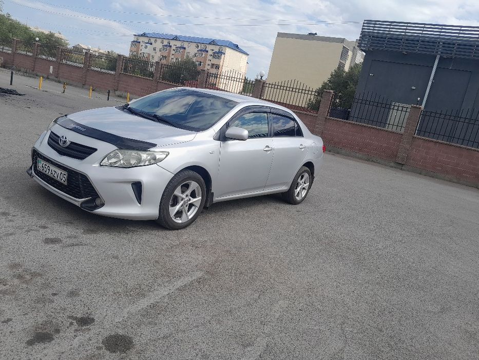 Продам Тойоту короллу