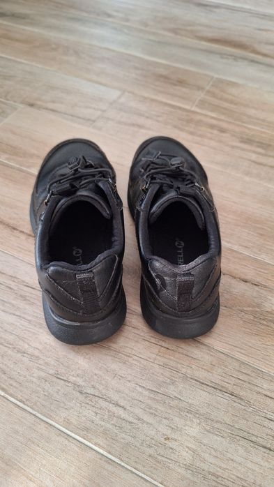 Кожени обувки Merell