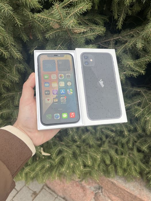Продам телефон Айфон 11