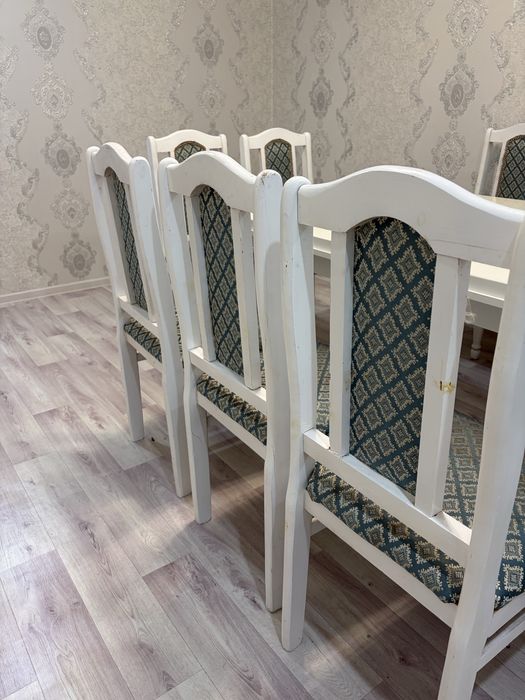 Продается стол комплект