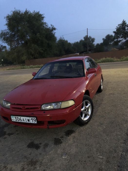 Mazda cronos 1992 года