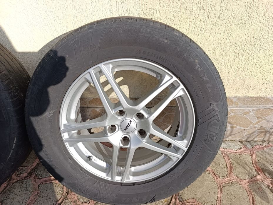 Jante aliaj R17  – 235/65 R17 (cauciucuri vară uzate)