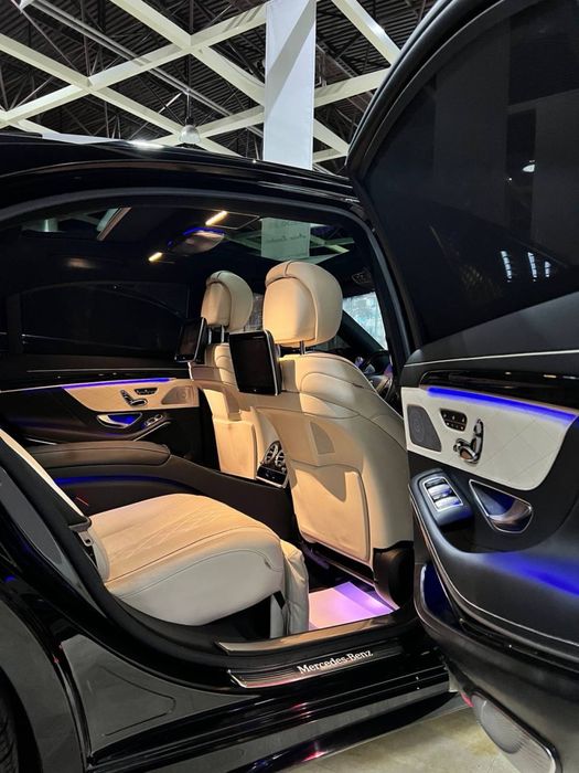Mercedes Benz W222 S550
