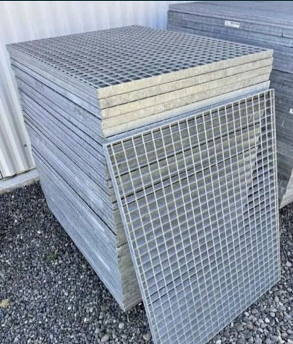 Grătare zincate galvanizate