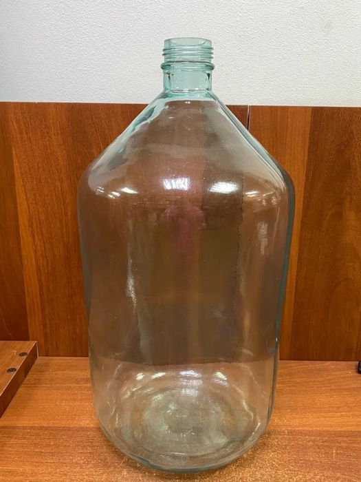 Бутыль 20 литров с крышкой