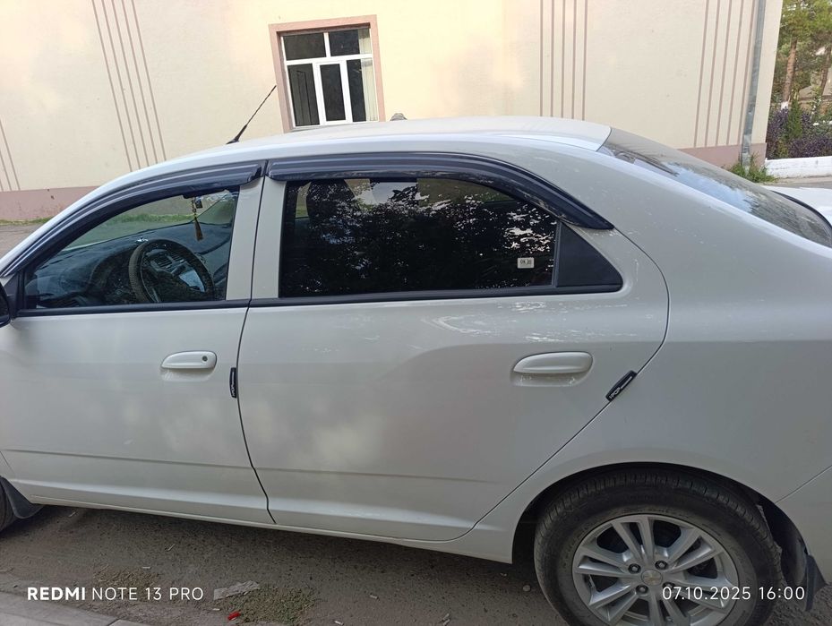 Cobalt 2025 yil
25000 km yangidek
gaz yoq