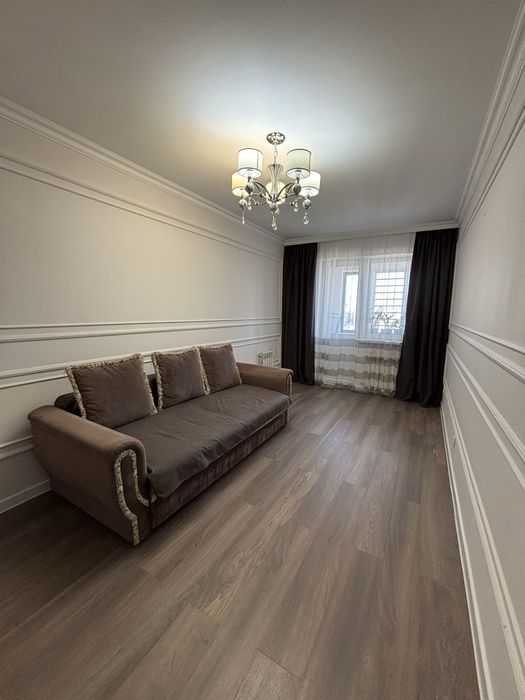 Продам диван раскладной . 210 м