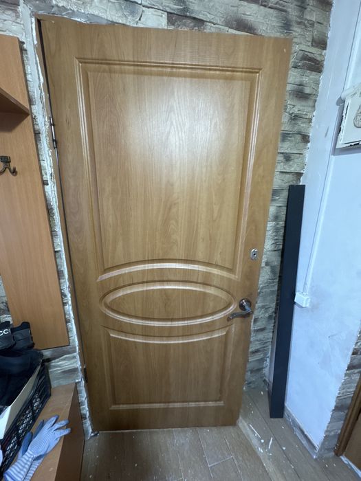 Двери бу, дешево.