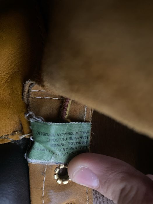 Продам осенние ботинки Timberland