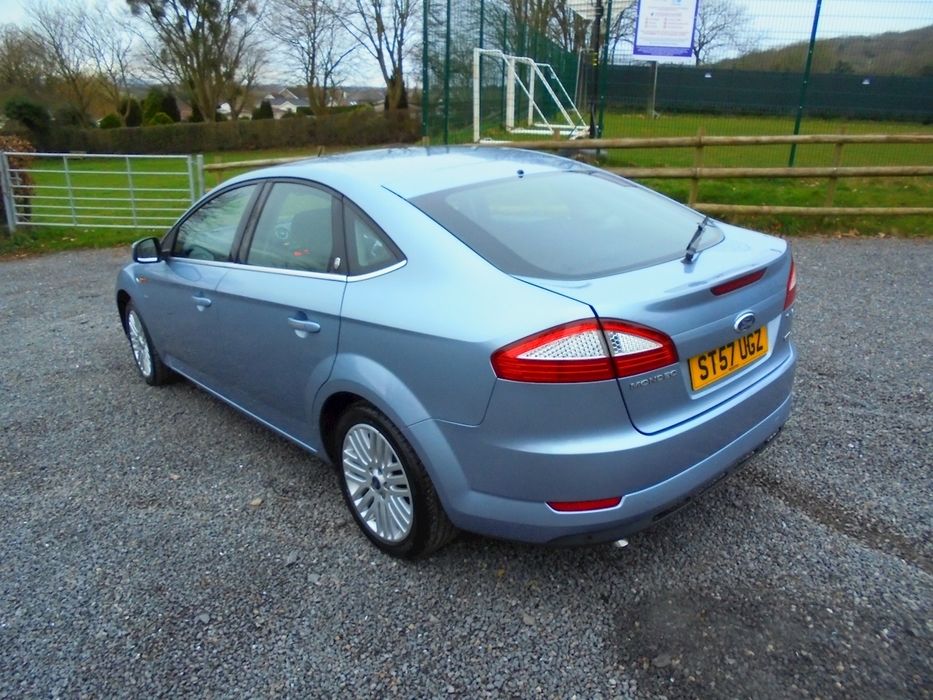 Bara spate Ford Mondeo Mk4 Hatchback