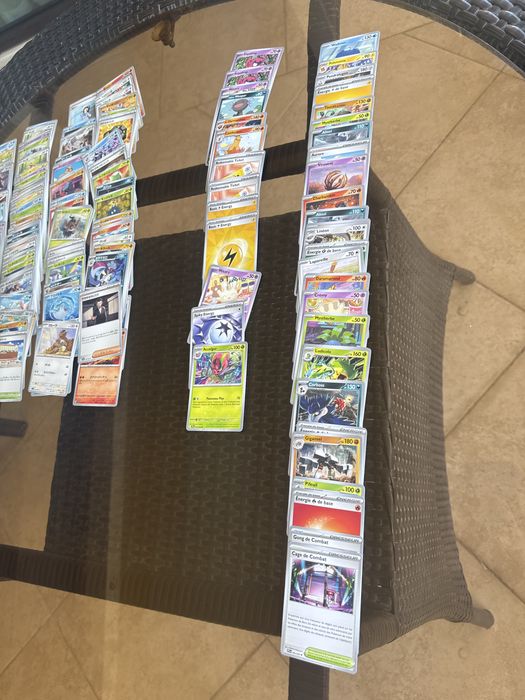 173 оригинални Pokémon карти на английски, японски и френски + подарък Pokémon ex и 3 Reverse Holo