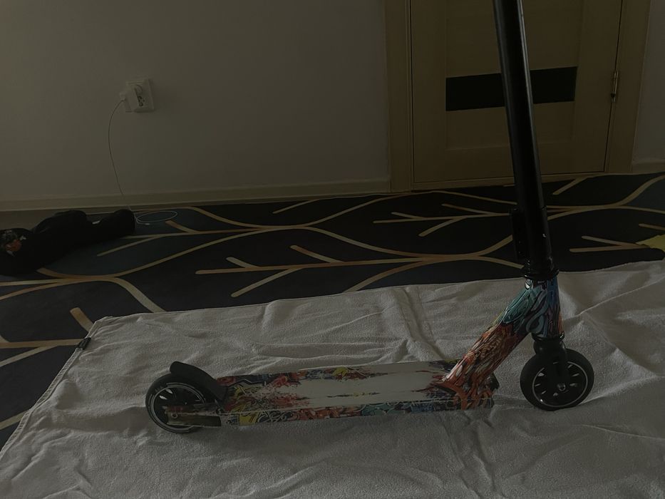 Продам трюковой самокат