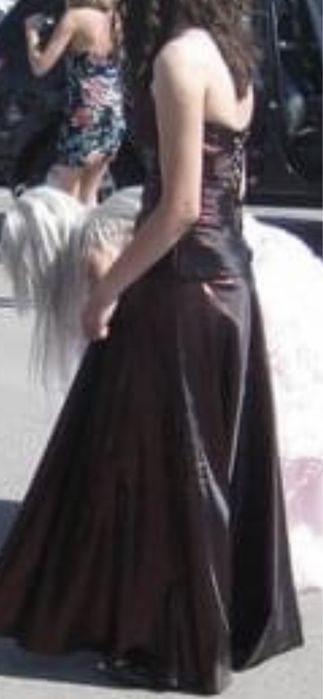 Бална рокля