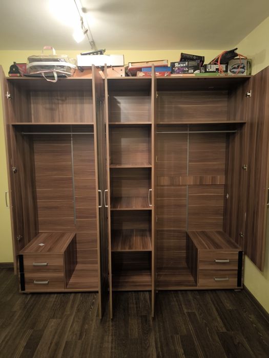 Dulap dormitor pt haine