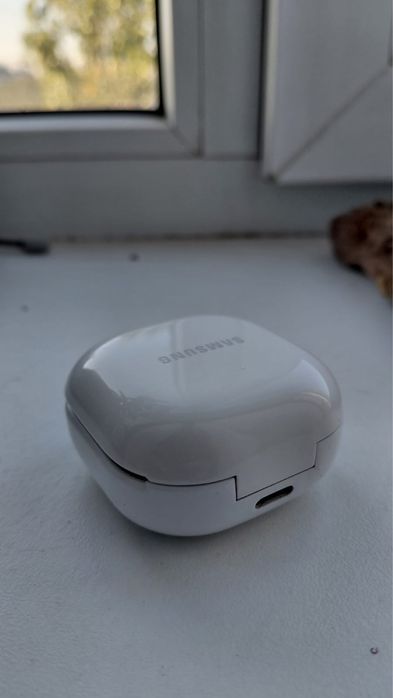 Наушники  galaxy bads 2