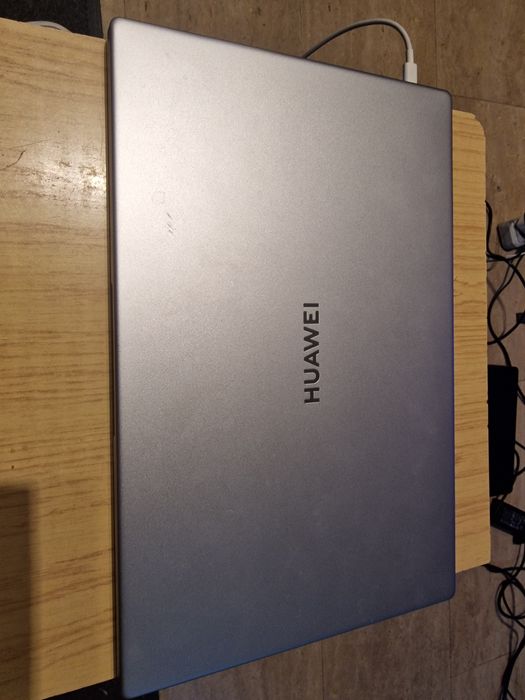 Laptop Huawei BOM WDQ9