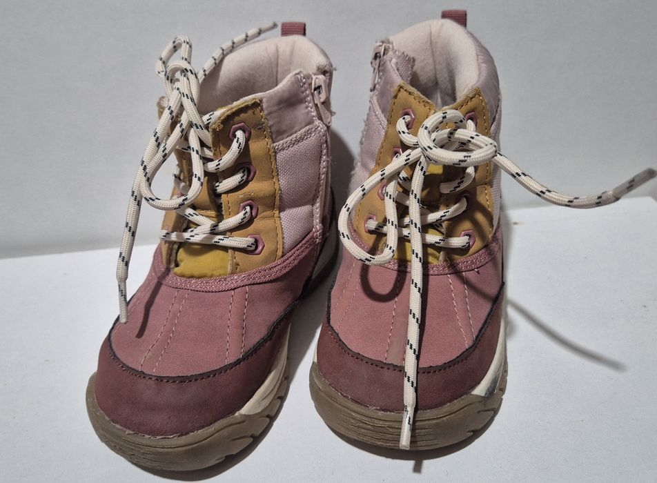 Ghete fetite - zara nr 26